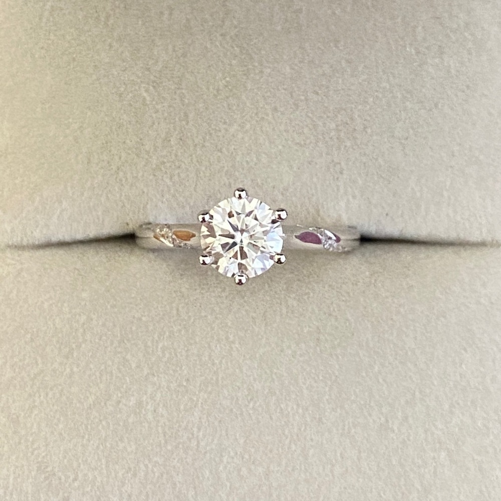 1 ct. Genuine Moissanite Diamond Wedding Ring ❤️